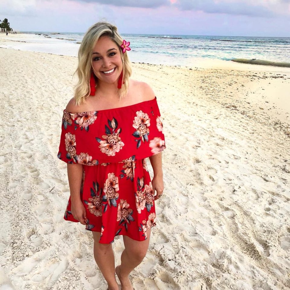 Meet your Posher, Becca